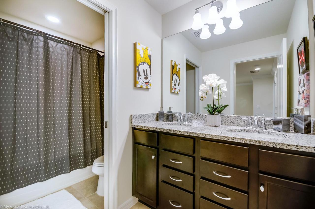 Private Pool Home Wthemed Rooms Free Water Park Four Corners Bagian luar foto